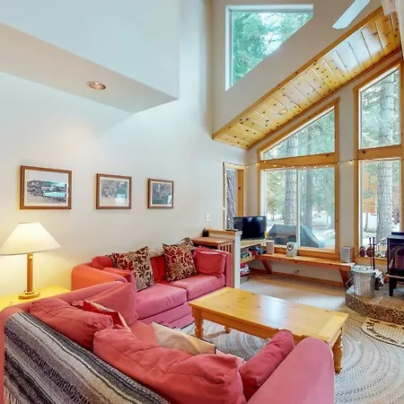 Happy Family Cozy Cabin Truckee Exterior photo