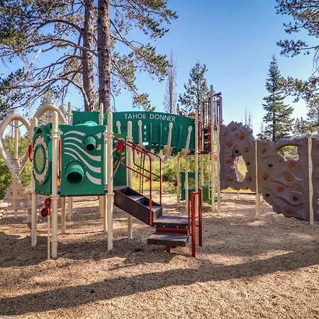 Happy Family Cozy Cabin Truckee Exterior photo