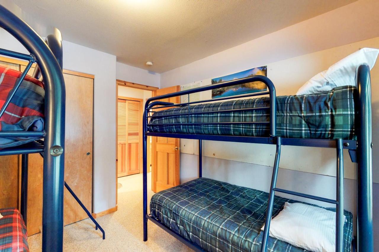 Happy Family Cozy * Truckee